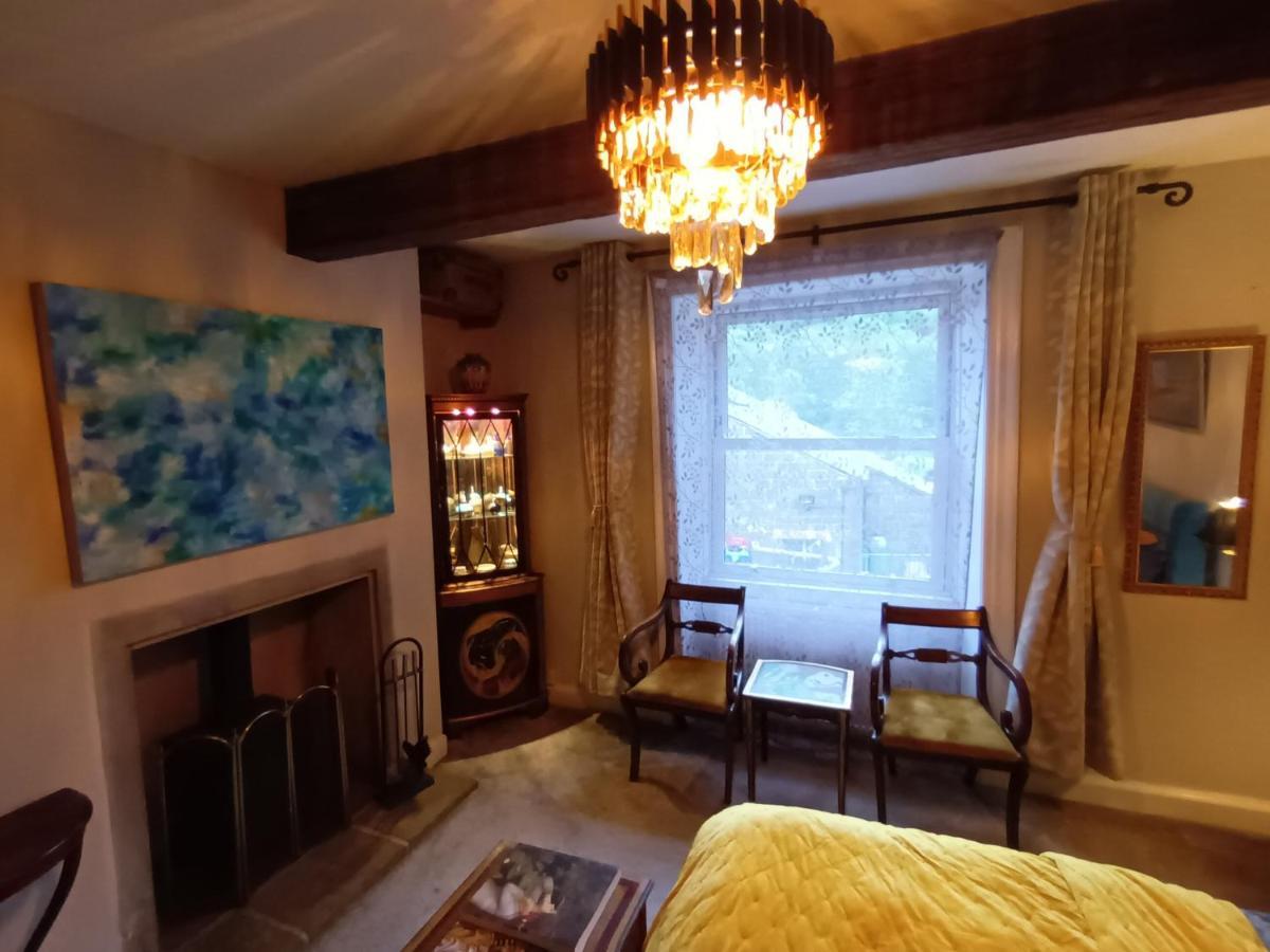 Bohemian 5-Bed Regency Townhouse in Hebden Bridge Villa Buitenkant foto