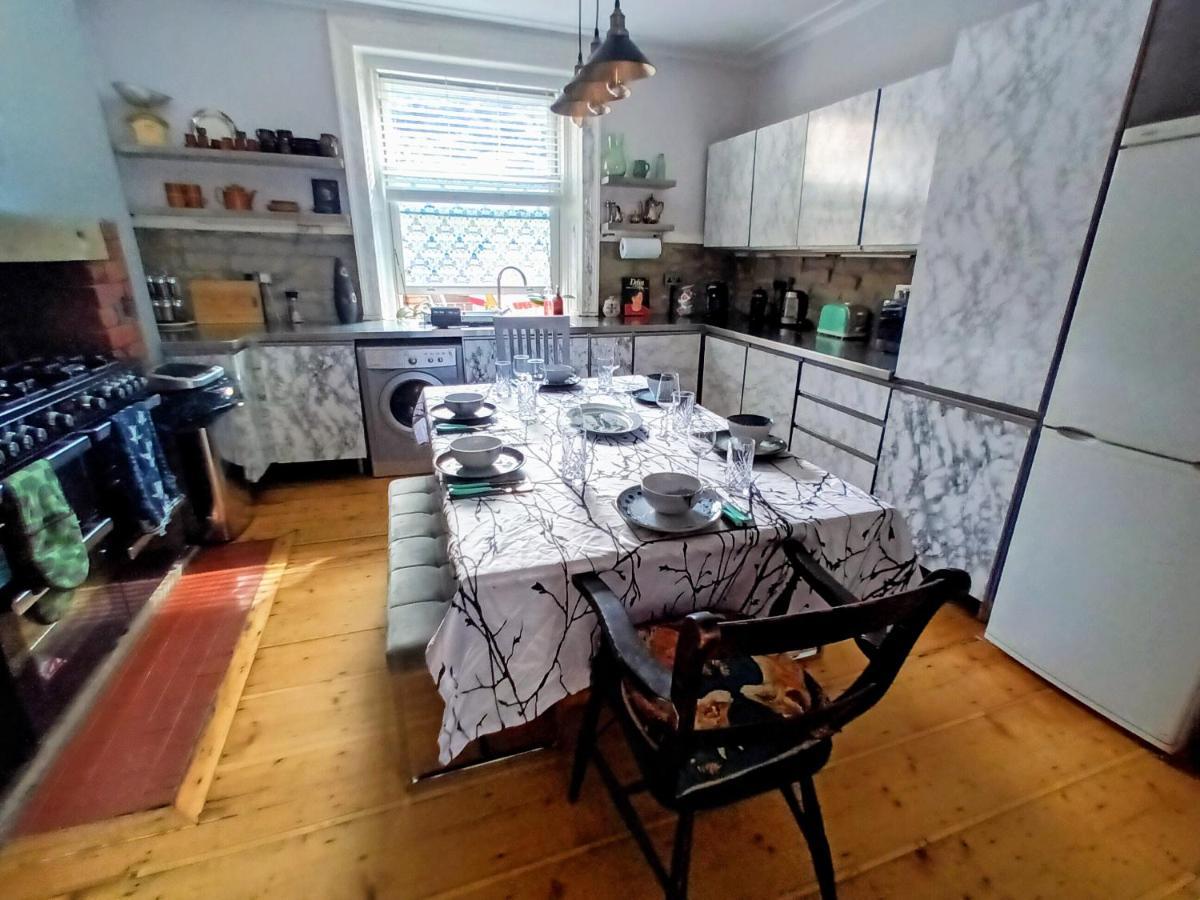 Bohemian 5-Bed Regency Townhouse in Hebden Bridge Villa Buitenkant foto